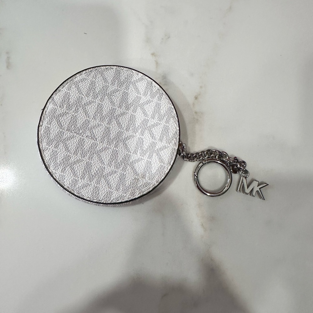Michael Kors White Key & Card Holder